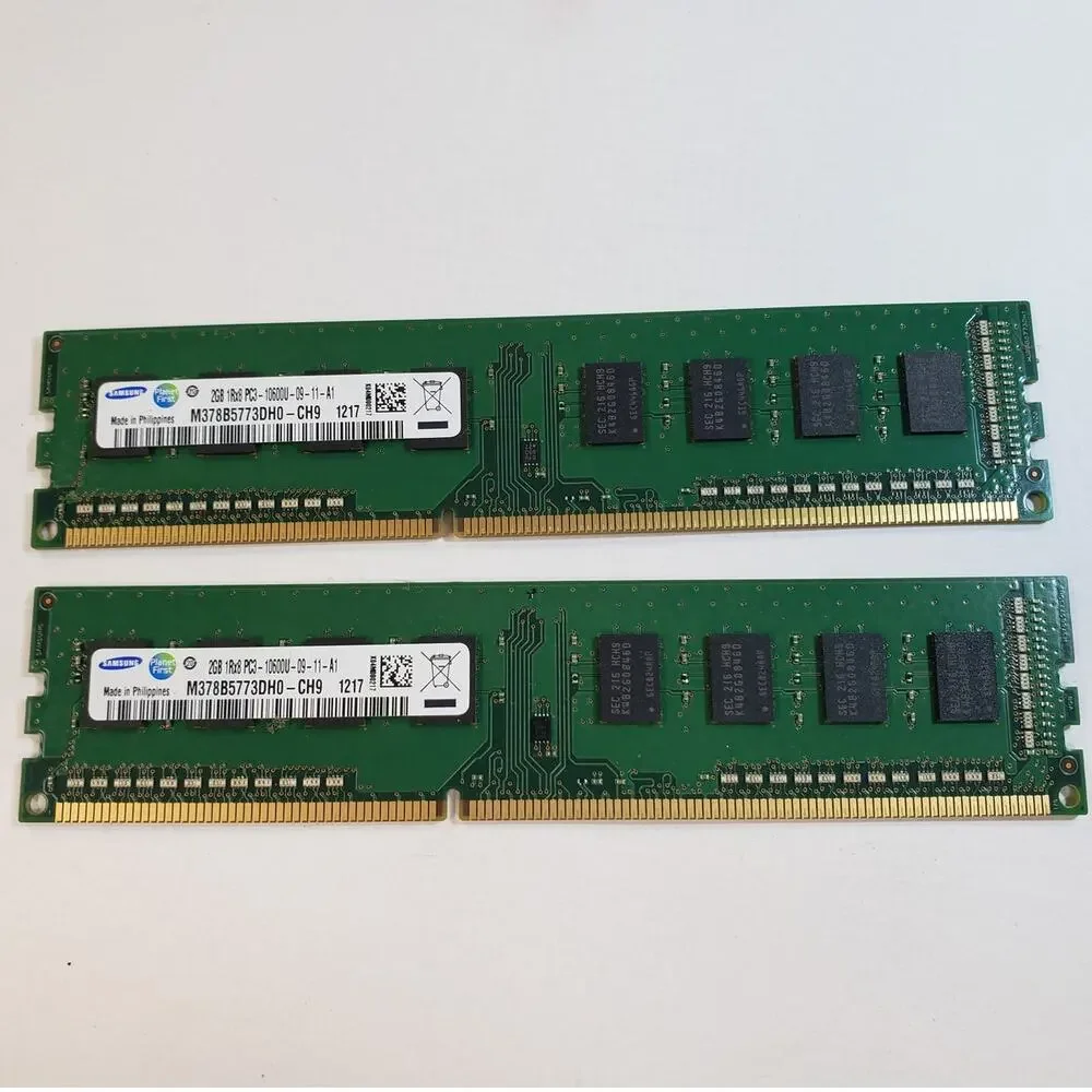 2pc - Samsung 2GB DDR3 1600MHz PC3-12800U Desktop Memory Module Lot